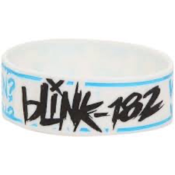 ISO!!! Blink-182 Wristband / Rubber Bracelet - Picture 2 of 6